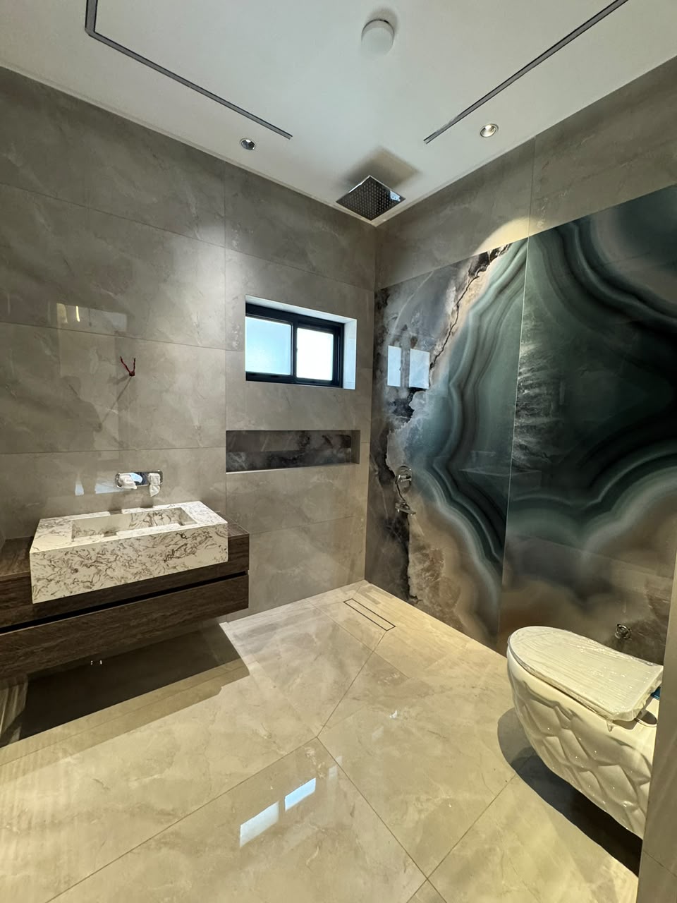 1 kanal brand new ultra Modern house for sale in dha phase 5 Lahore Sector C