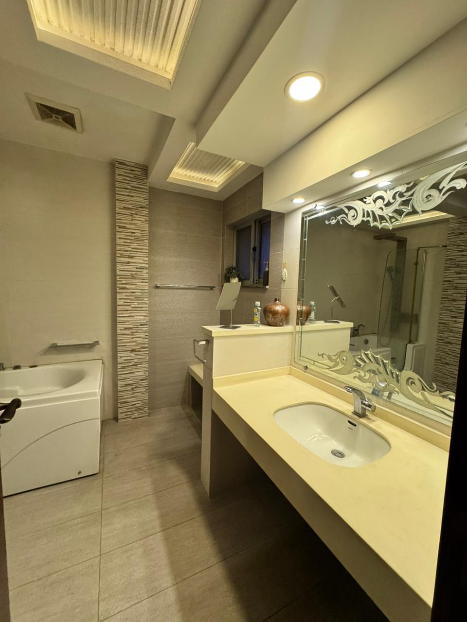 1 kanal owner build furnished house for sale in dha phase 6 Sector H