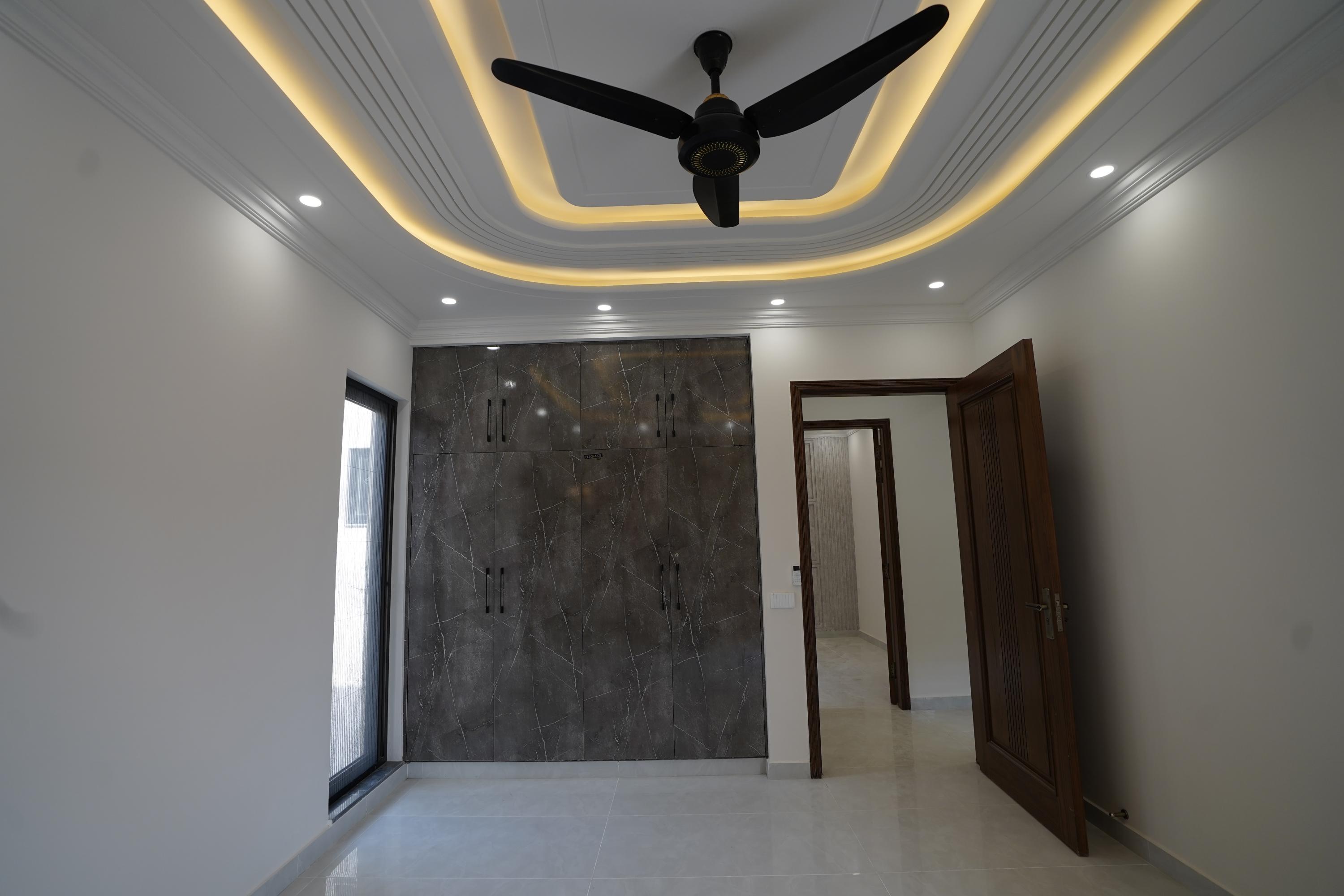 CORNER 7.Marla Luxury Classical Designer House  For Sale  Punjab small industry husing Society