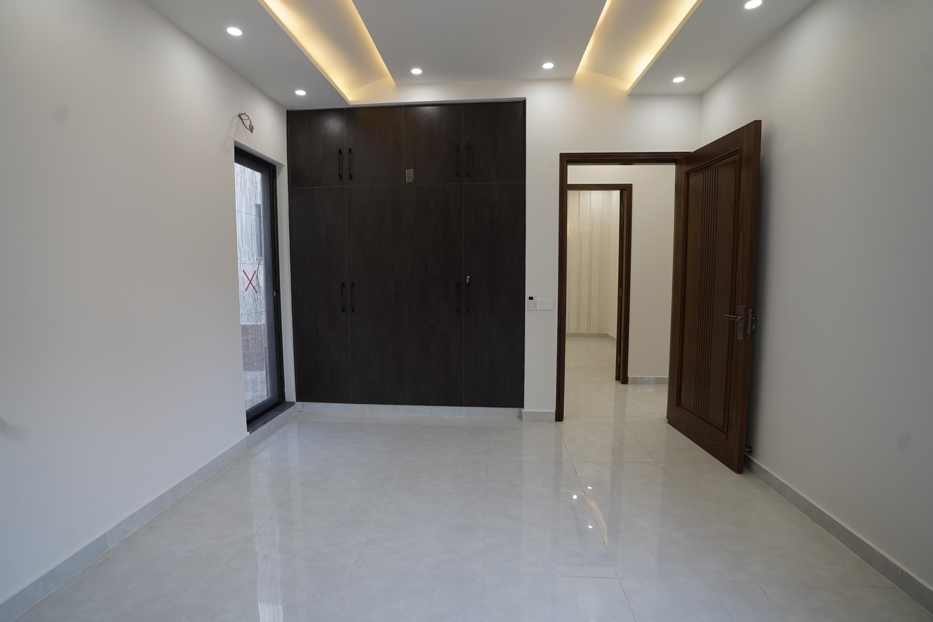 CORNER 7.Marla Luxury Classical Designer House  For Sale  Punjab small industry husing Society