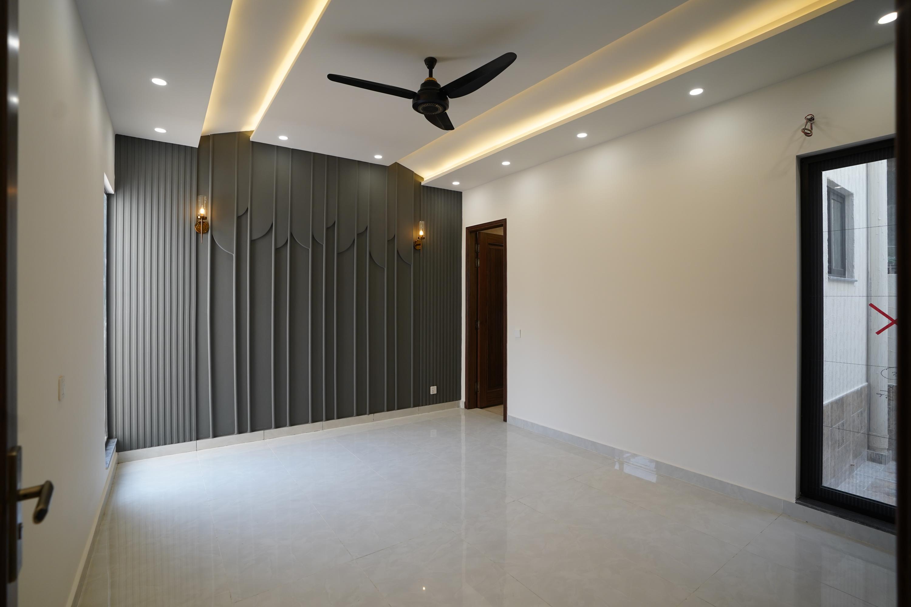 CORNER 7.Marla Luxury Classical Designer House  For Sale  Punjab small industry husing Society