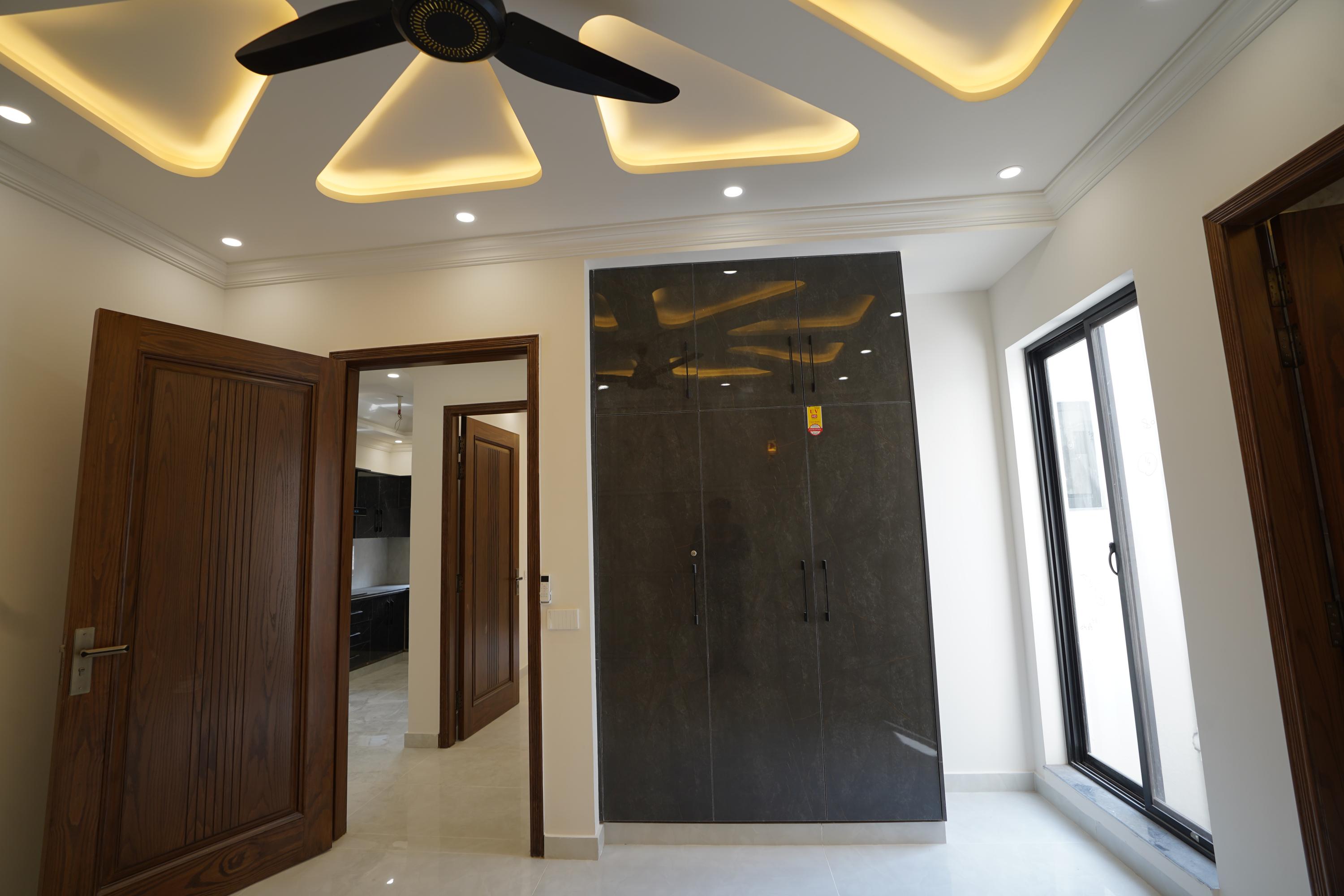 CORNER 7.Marla Luxury Classical Designer House  For Sale  Punjab small industry husing Society