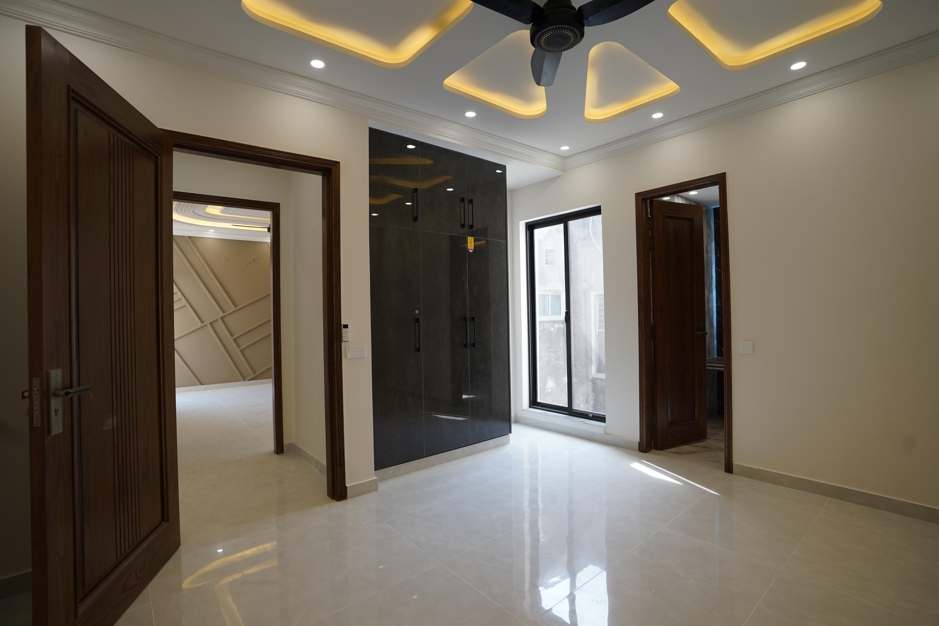 CORNER 7.Marla Luxury Classical Designer House  For Sale  Punjab small industry husing Society