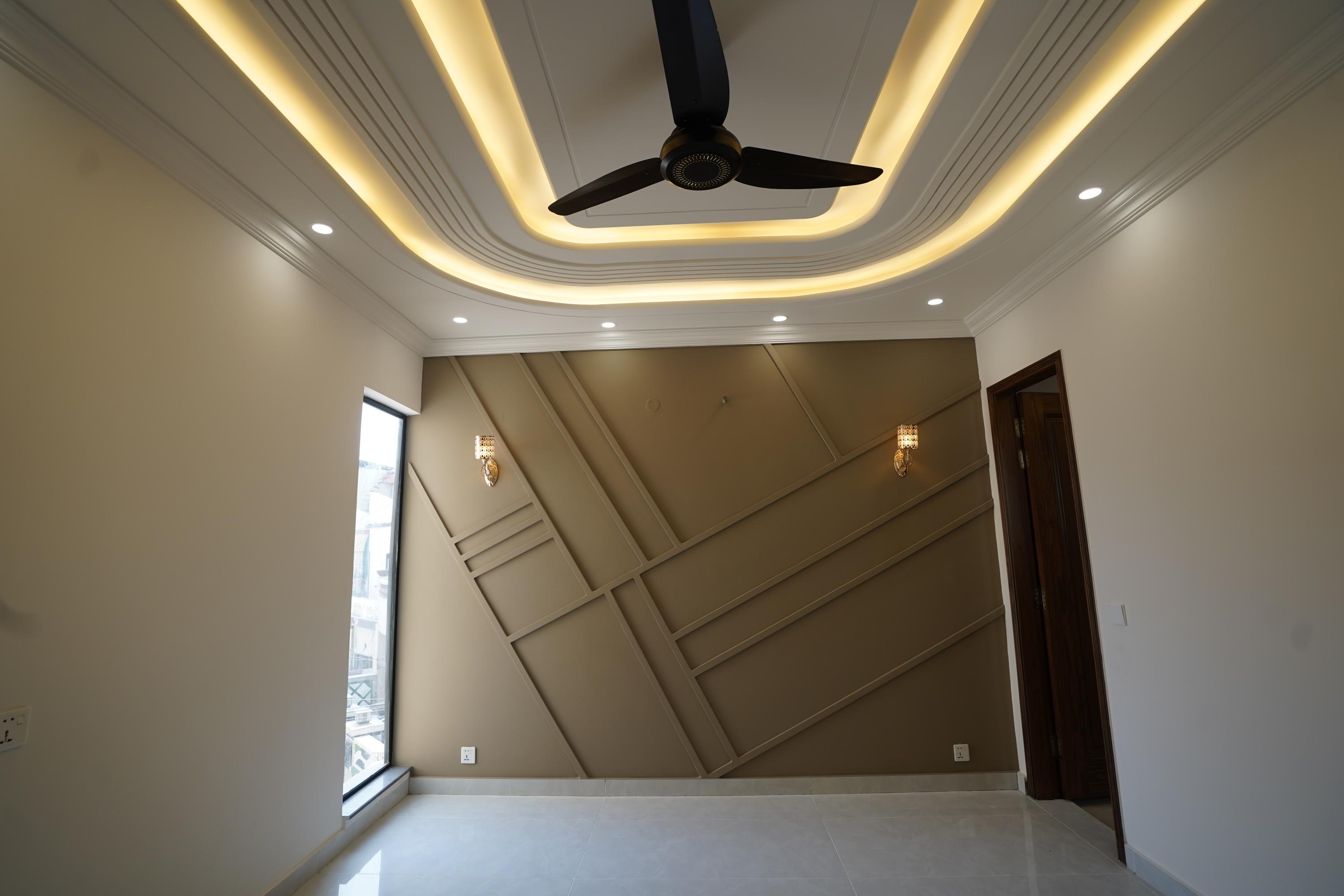CORNER 7.Marla Luxury Classical Designer House  For Sale  Punjab small industry husing Society