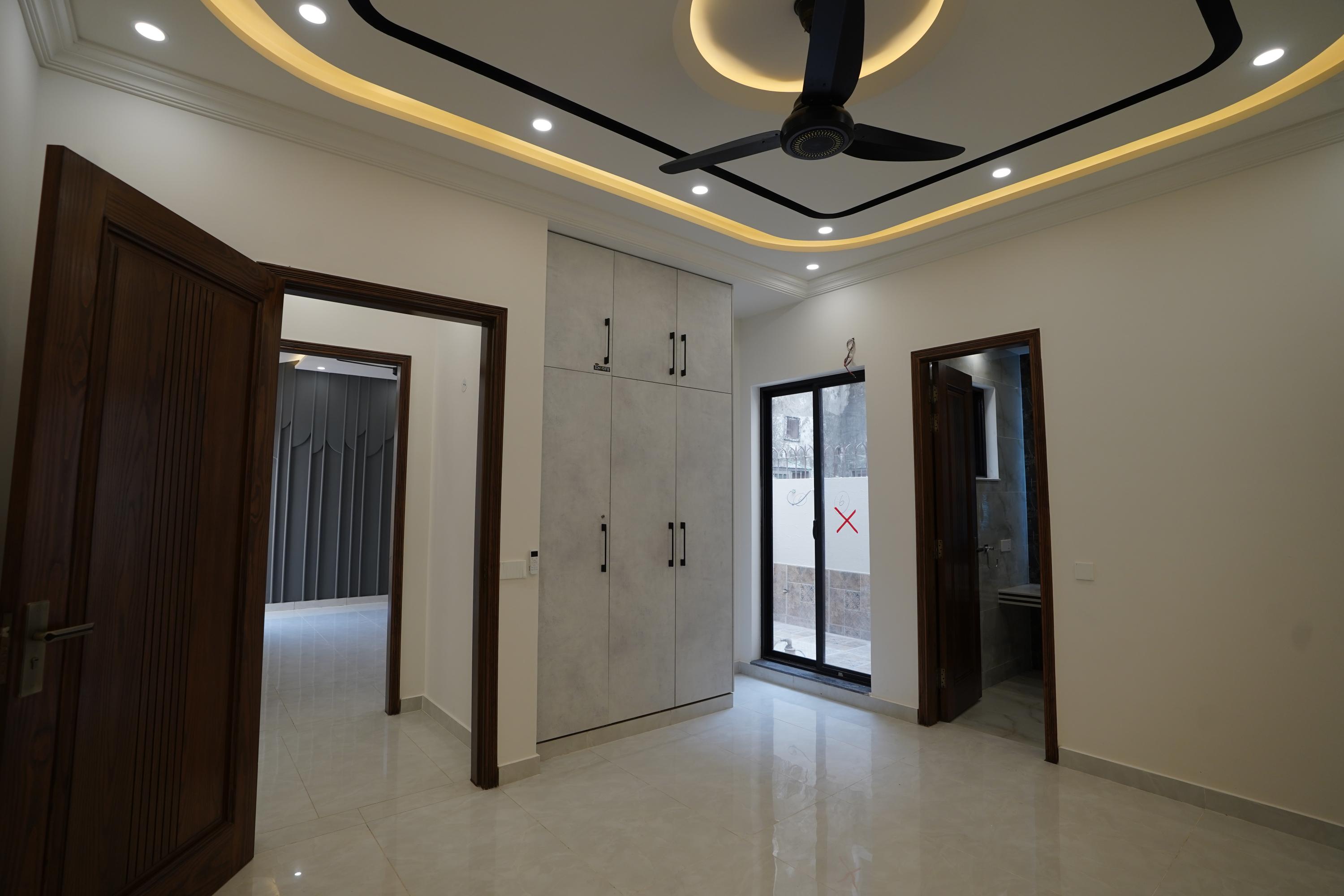 CORNER 7.Marla Luxury Classical Designer House  For Sale  Punjab small industry husing Society