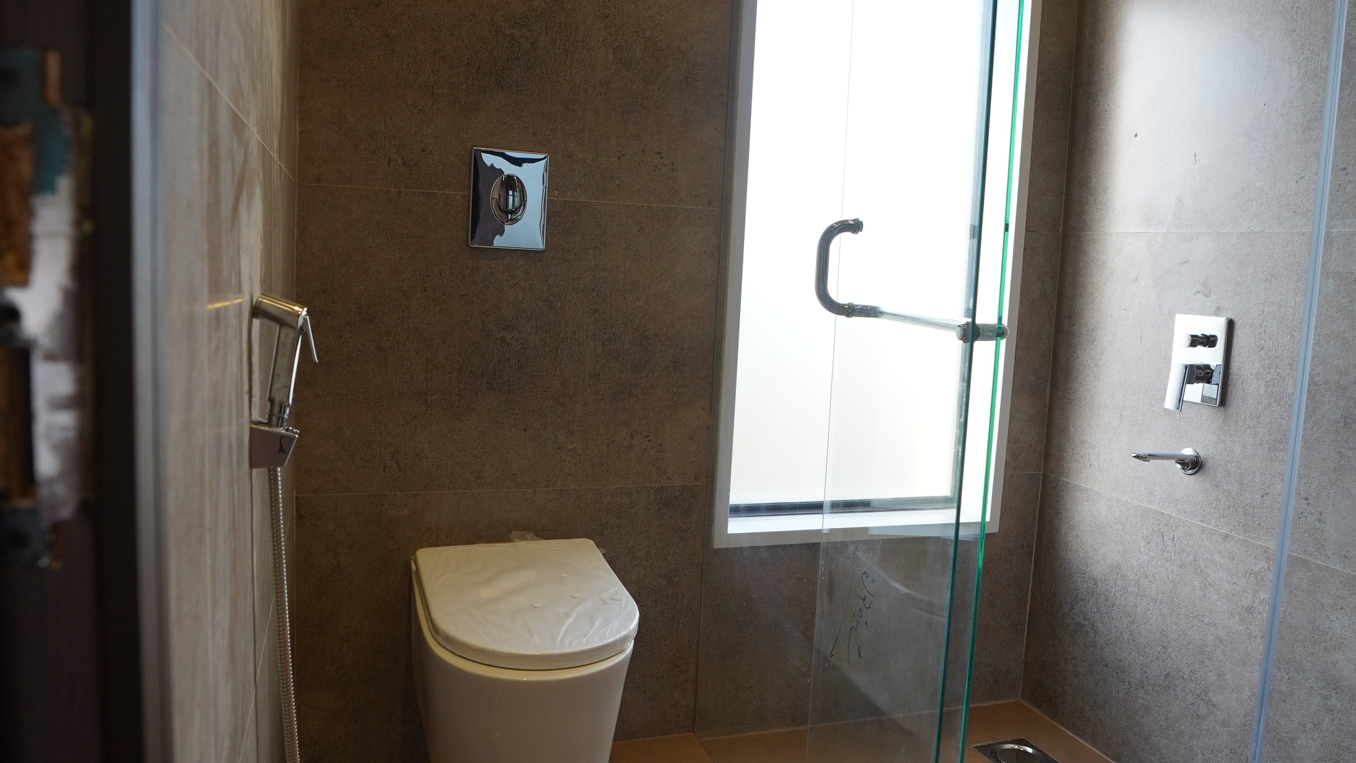 5 Marla  House DHA 9 Town  available for sale Hot Location