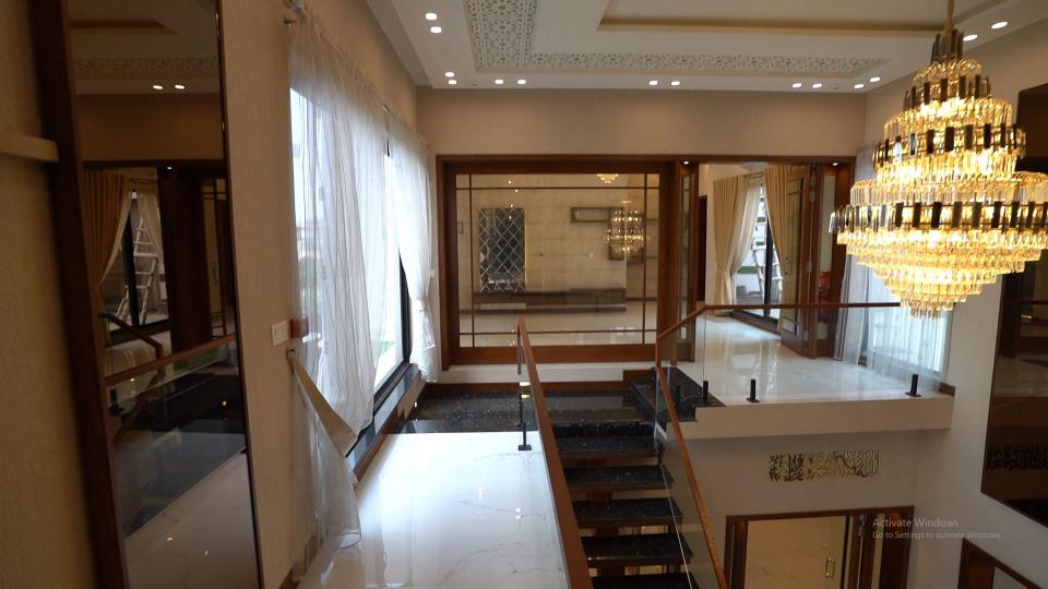 20 MARLA ELEGANT AND FULLY MAINTAINED SUPER HOT LOCATED BUNGALOW FOR SALE  BLOCK  B  OF DHA PHASE 6 LAHORE.