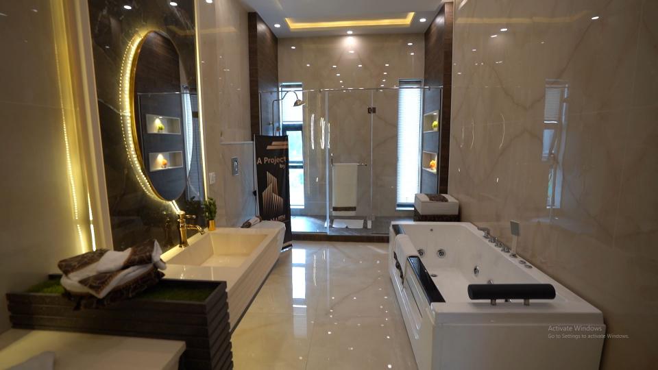 20 MARLA ELEGANT AND FULLY MAINTAINED SUPER HOT LOCATED BUNGALOW FOR SALE  BLOCK  B  OF DHA PHASE 6 LAHORE.