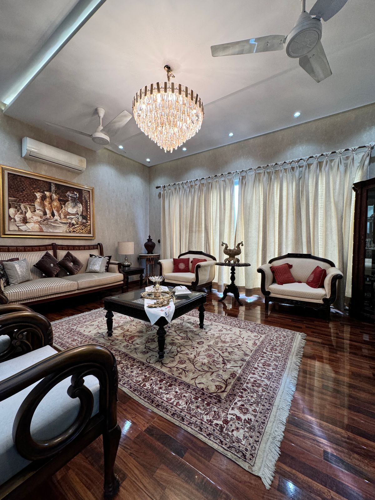 1 KANAL FULLY FURNISHED ULTRA MODERN LUXURY BUNGALOW AVAILABLE FOR SALE OF DHA PHASE 6 M Block