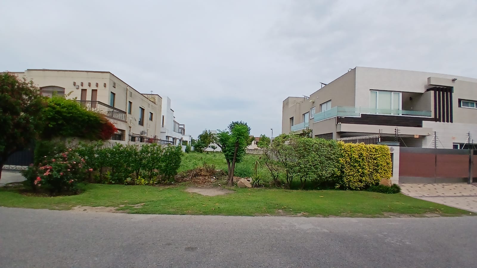1 Kanal Plot Is Available For Sale In Dha phase 8 Plot # U 138